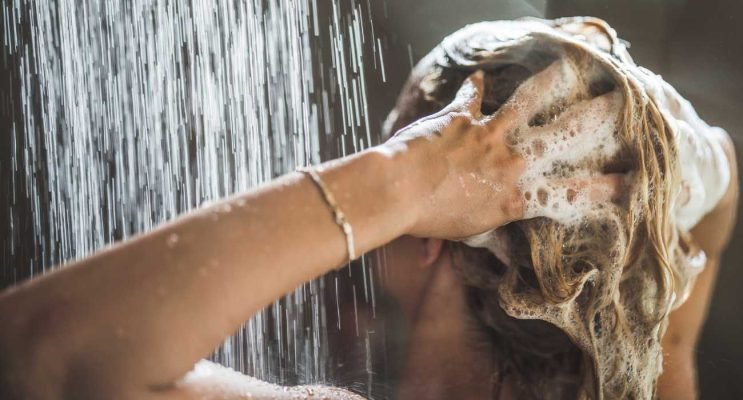 Ο Απόλυτος Οδηγός Λουσίματος Των Μαλλιών